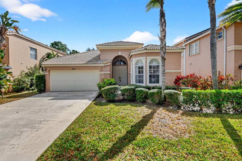 2431 Westmont Drive, Royal Palm Beach FL 33411