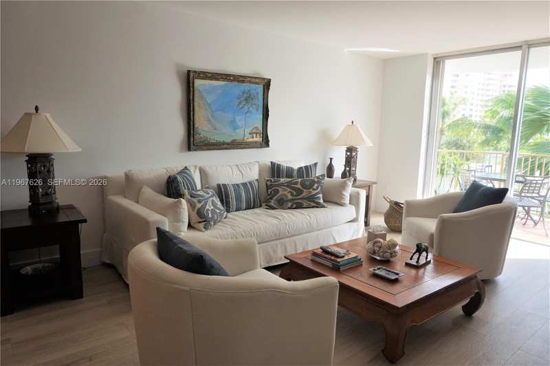 210 Sea View Dr # 408, Key Biscayne FL 33149