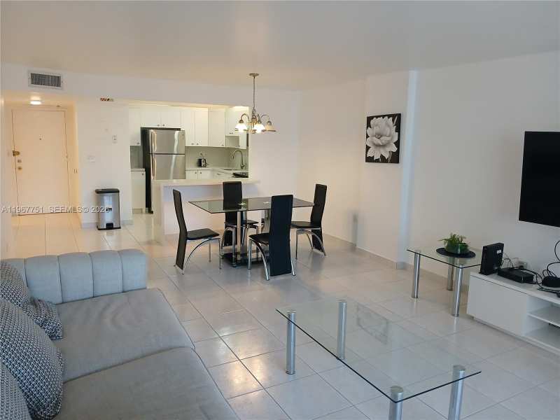 2780 NE 183rd St # 1708, Aventura FL 33160