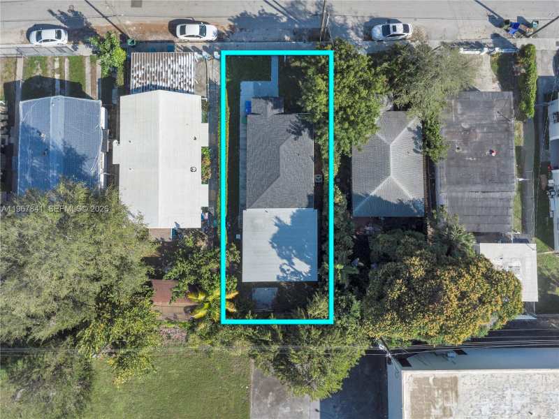 6940 NW 6th Ct # 2, Miami FL 33150