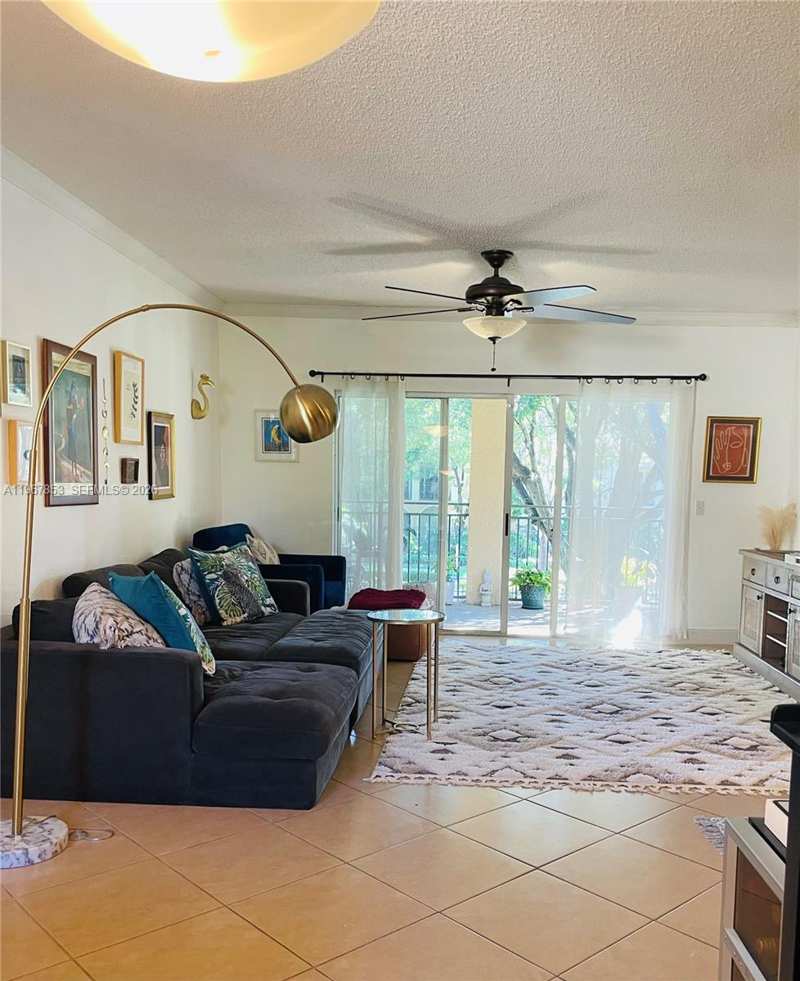 2445 Centergate Dr # 205, Miramar FL 33025