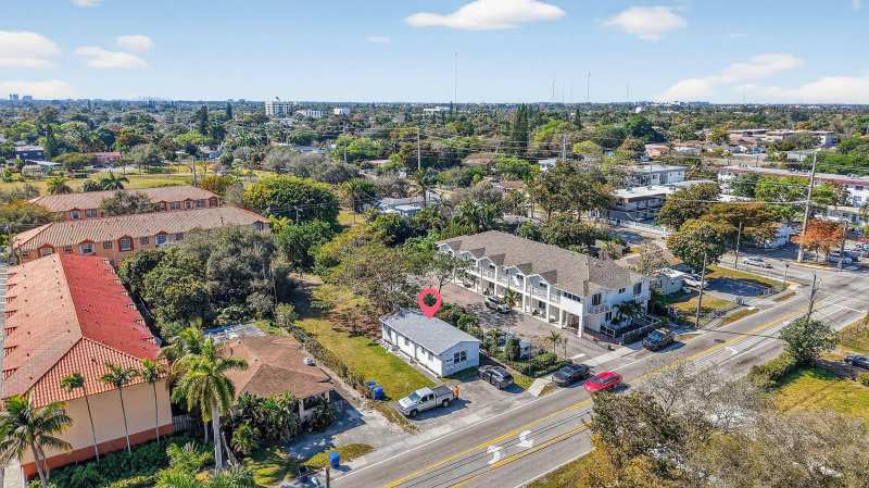2322 Johnson Street, Hollywood FL 33020