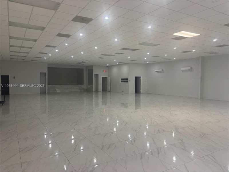 4658 Palm Ave, Hialeah FL 33012