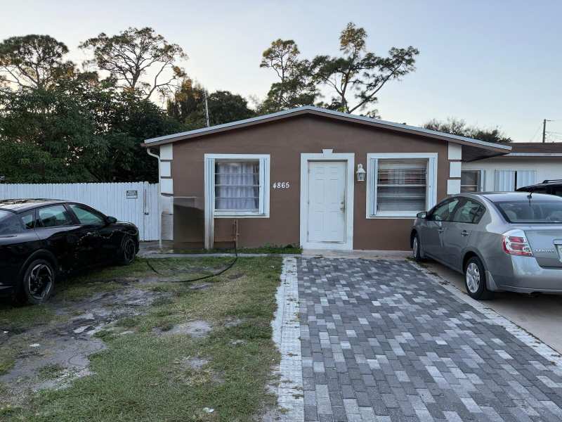 4865 Dell Avenue, Lake Worth FL 33461