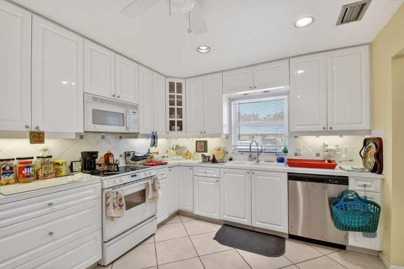 782 Nantucket Circle, FL 33467