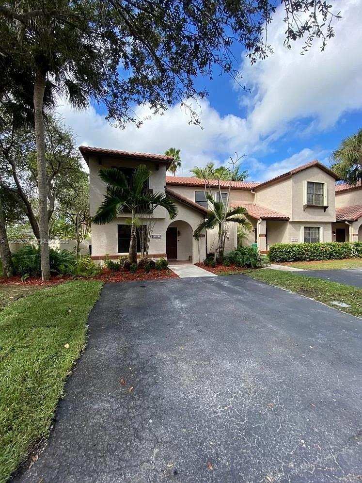 13161 SW 95th Ave # 1, Miami FL 33176