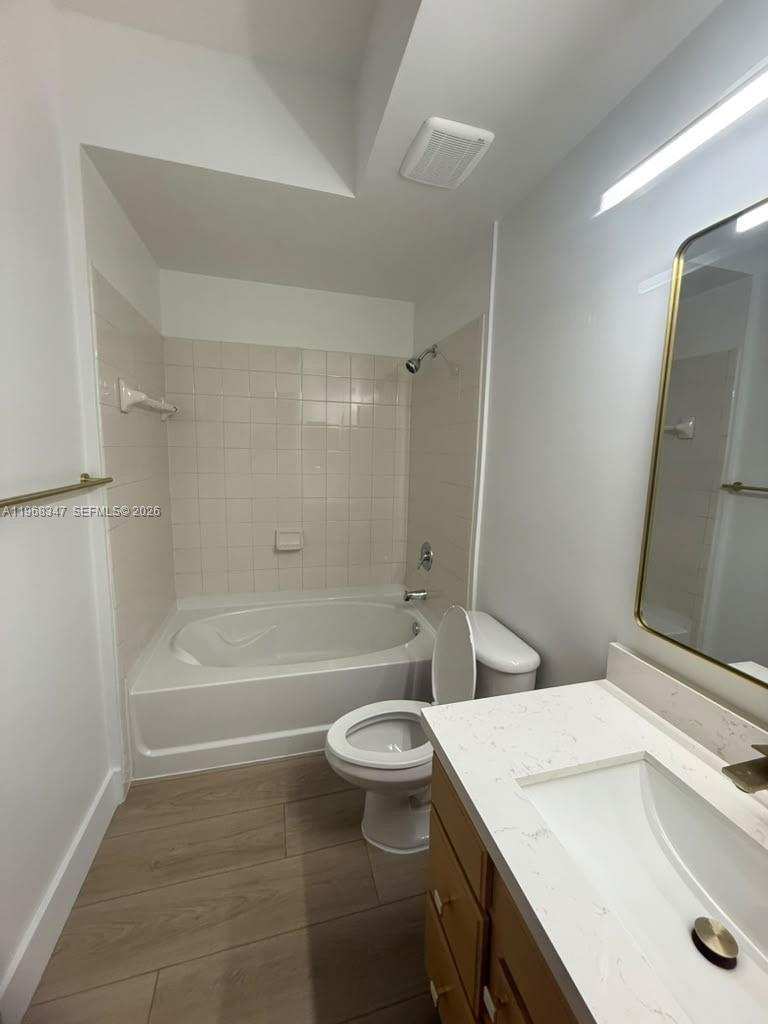 6001 SW 70th St # 217, South Miami FL 33143
