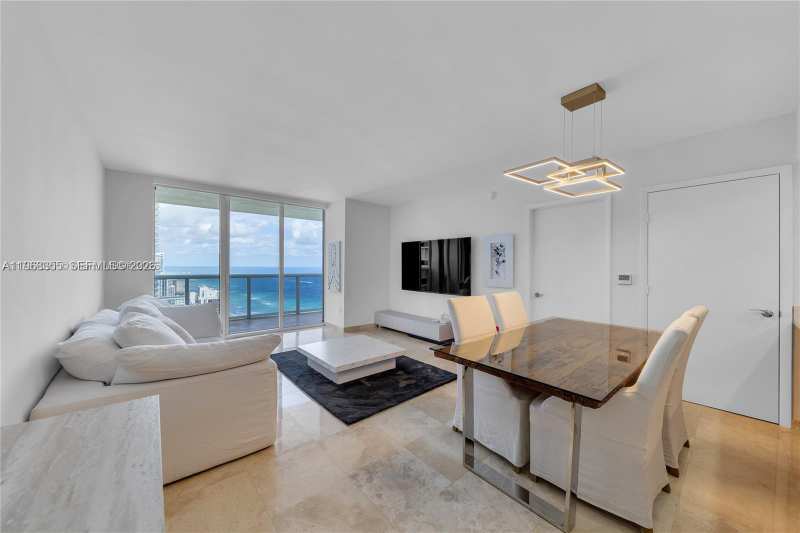 1830 S OCEAN DR # 3510, Hallandale Beach FL 33009