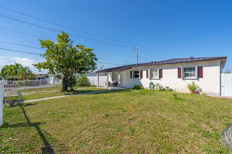 3505 NW 83rd Ter, Miami FL 33147