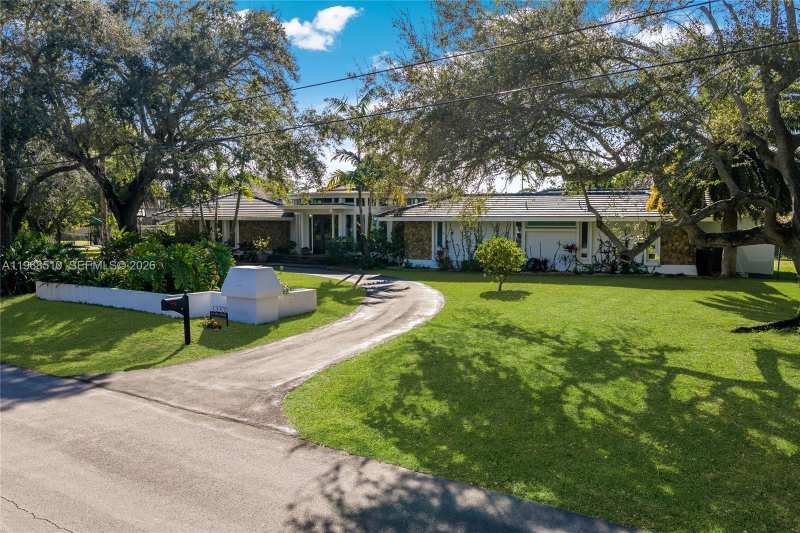 13300 SW 69th Ave, Pinecrest FL 33156