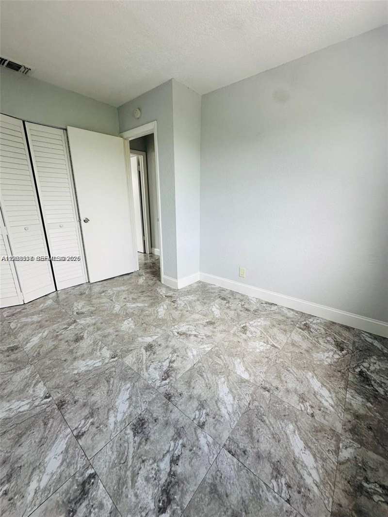 5 NE 16th Ct, Fort Lauderdale FL 33305