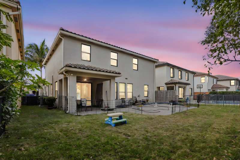 4548 Sandy Cove Terrace, Lake Worth FL 33467