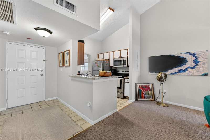 2890 N Oakland Forest Dr # 308, Oakland Park FL 33309