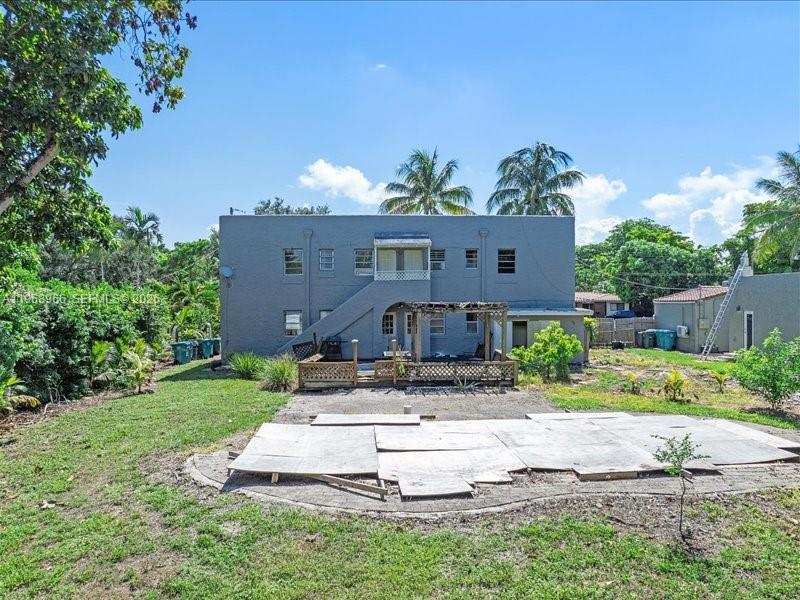 11402 NE 8th Ct, Biscayne Park FL 33161
