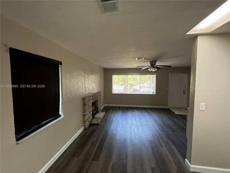 816 Beech Rd, West Palm Beach FL 33409
