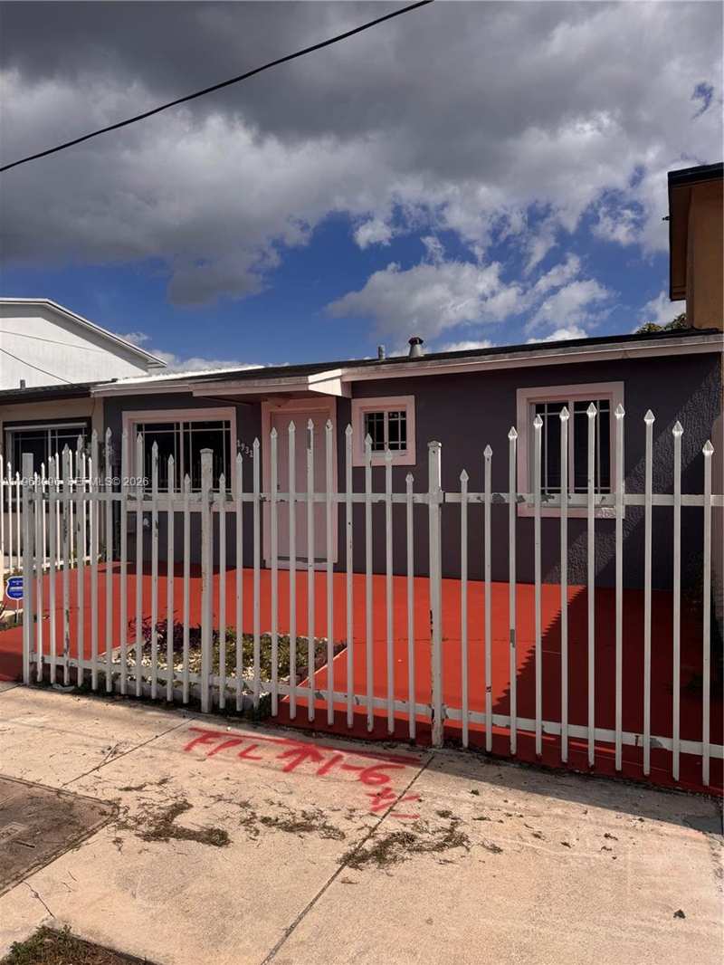 19317 NW 47th Ave, Miami Gardens FL 33055