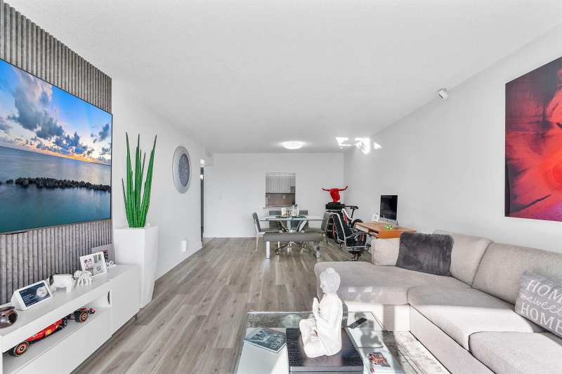 19380 Collins Avenue # 523, Sunny Isles Beach FL 33160
