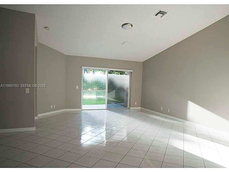 1653 Zenith Way, Weston FL 33327