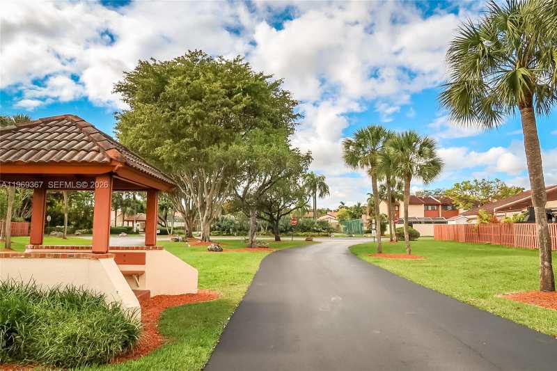 14911 SW 88th Ter # 14911, Miami FL 33196