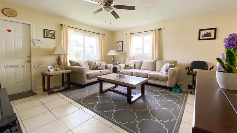7106 NW 73rd Avenue, Tamarac FL 33321