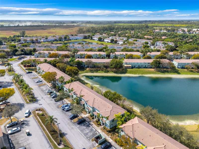 2818 SE 16th Ave # 118, Homestead FL 33035