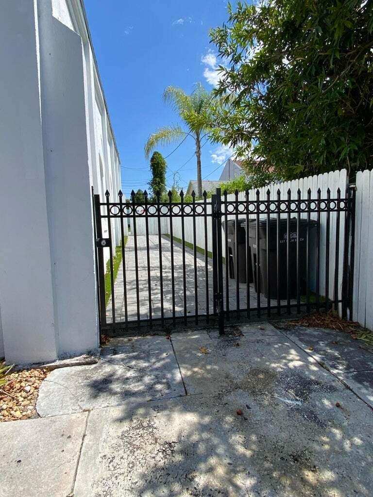 816 9th Street, West Palm Beach FL 33401