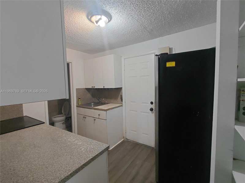 7091 NW 21st Ave, Miami FL 33147