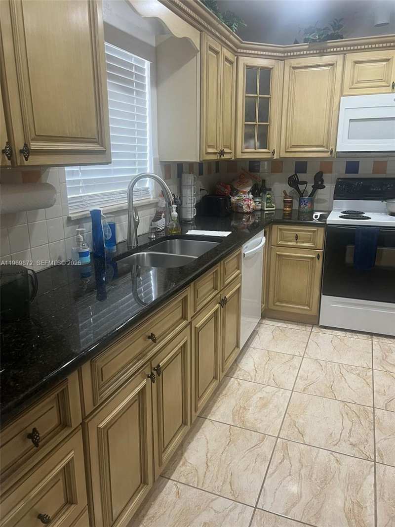 176 Cape Cod Circle # 0, Lake Worth FL 33467