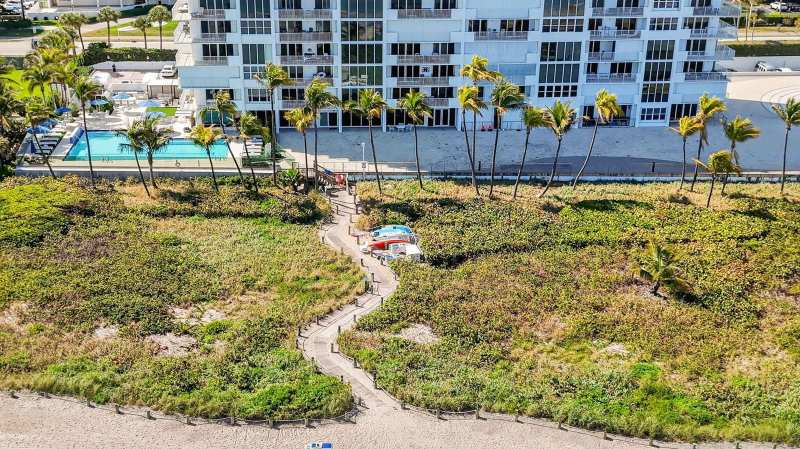 3000 S Ocean Boulevard # 1004, Boca Raton FL 33432