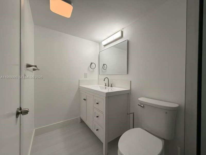 301 SE 3rd St # 109, Dania Beach FL 33004