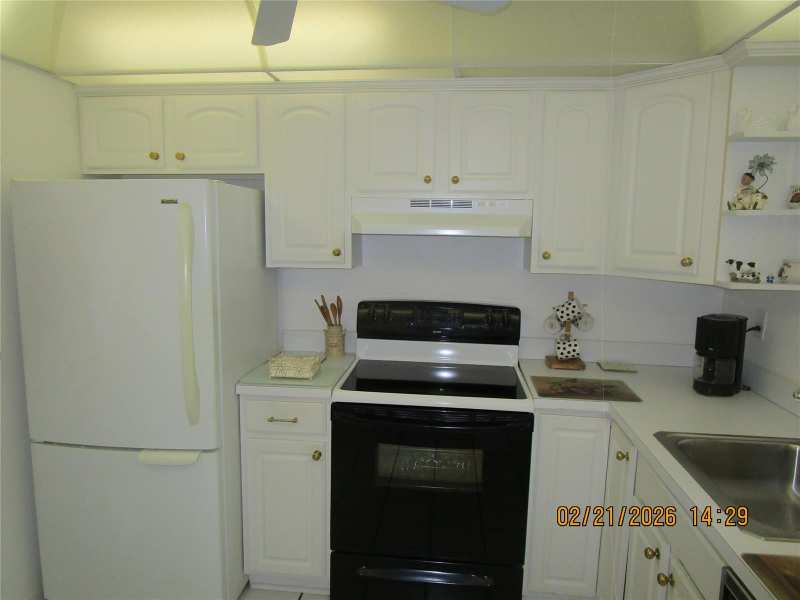 9350 Sunrise Lakes Boulevard # 103, Sunrise FL 33322