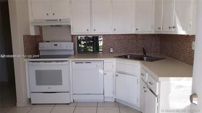 1540 NE 191st St # 244, Miami FL 33179