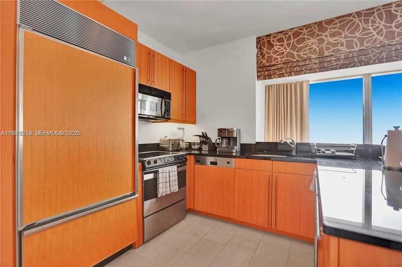 1435 Brickell Ave # 3212, Miami FL 33131