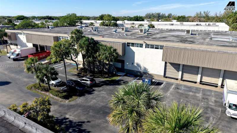 5800 E Miami Lakes Dr E, Miami Lakes FL 33014