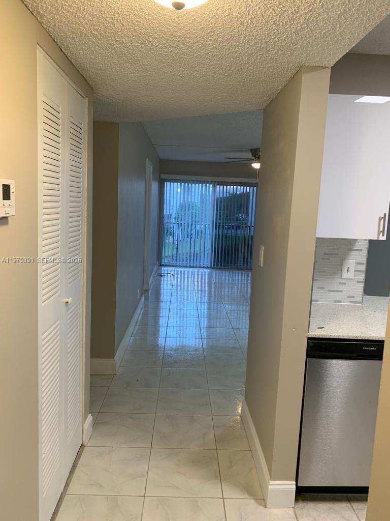 8700 N Sherman Cir # 305, Miramar FL 33025