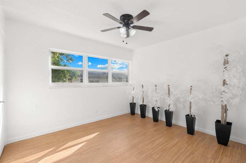 1101 Crystal Lake Drive # 309, Pompano Beach FL 33064