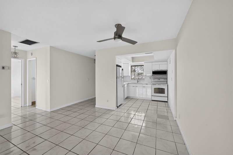 2965 Crosley Drive W # B, West Palm Beach FL 33415