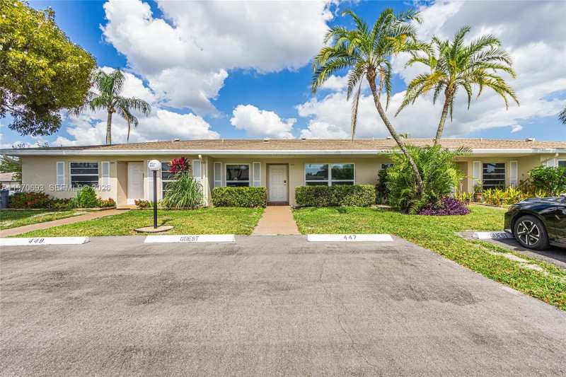 8953 Warwick Dr # 8953, Boca Raton FL 33433
