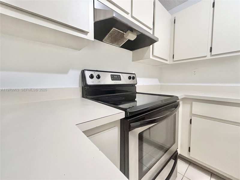 400 W Palm Cir W # 201, Pembroke Pines FL 33025