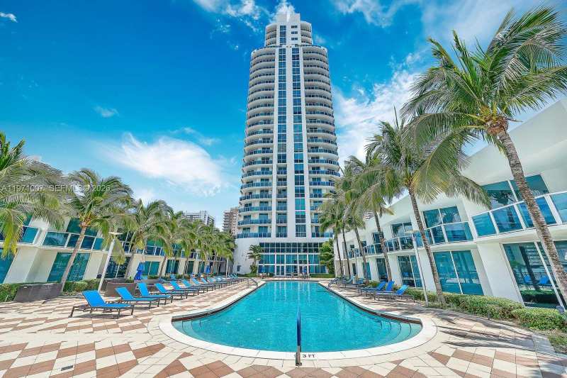 1945 S Ocean Dr # 2209, Hallandale Beach FL 33009