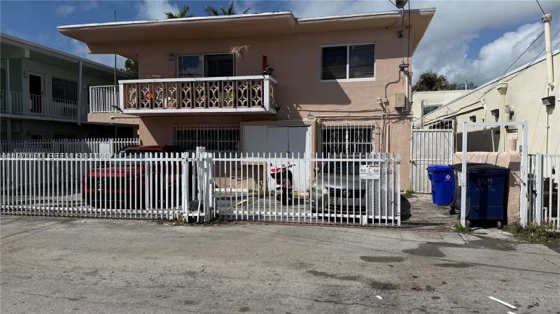 549 Meridian Ave # 5, Miami Beach FL 33139