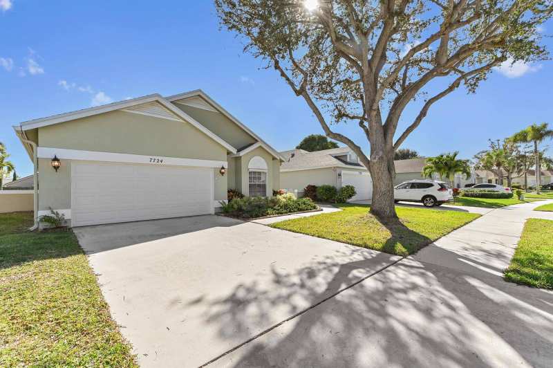 7724 Mansfield Hollow Road, Delray Beach FL 33446
