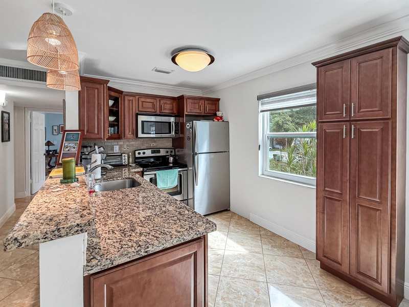 334 Piedmont G, Delray Beach FL 33484