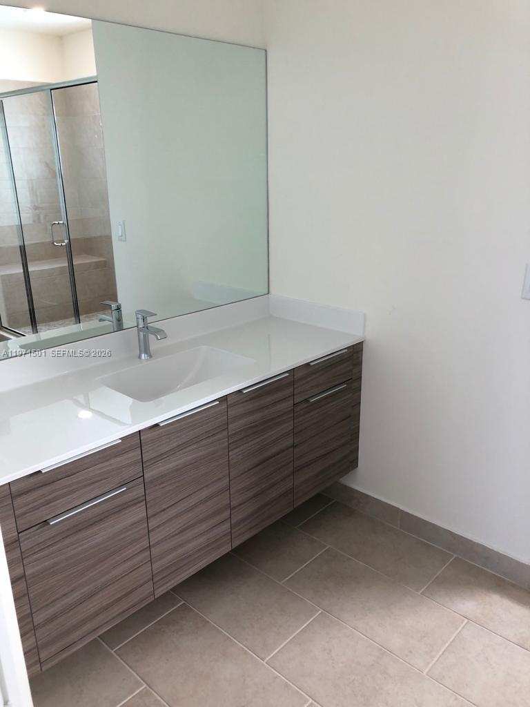 16045 NW 87th Ct, Miami Lakes FL 33018