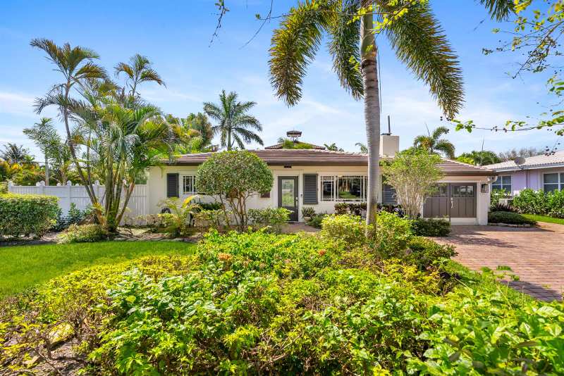 124 Bonnie Briar Lane, Delray Beach FL 33444
