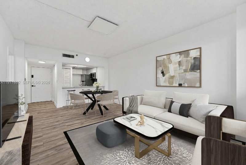 540 Brickell Key Dr # 414, Miami FL 33131