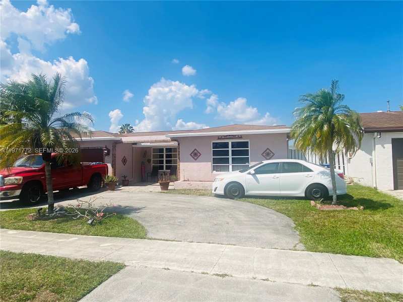 11827 NW 39th St, Sunrise FL 33323