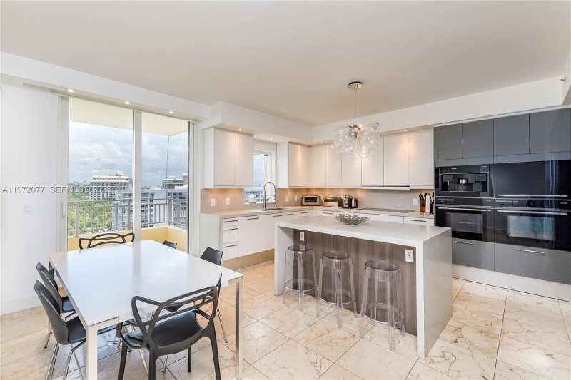 791 Crandon Blvd # 1005, Key Biscayne FL 33149