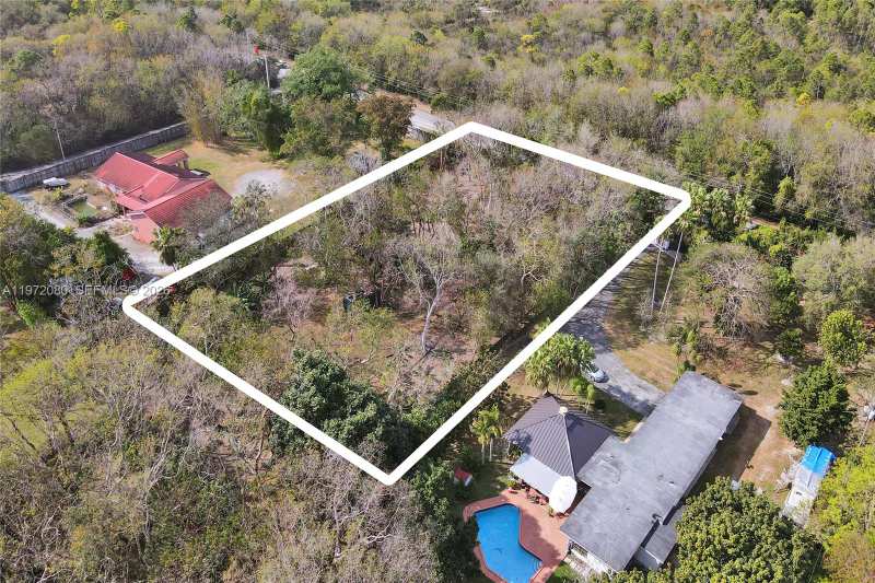 17150 SW 264th St, Miami FL 33031