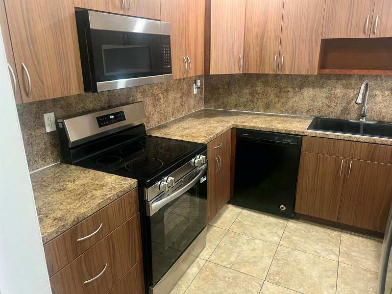 7000 NW 186th Street # 316, Hialeah FL 33015